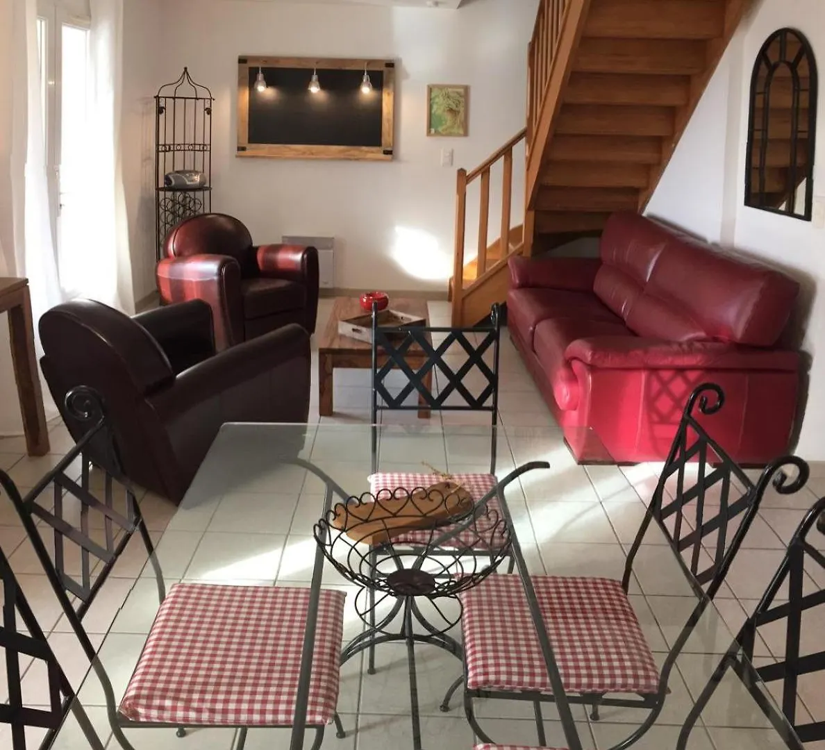 Gite Palma, Vue Exceptionnelle Vallee Provencale Le Barroux Holiday home